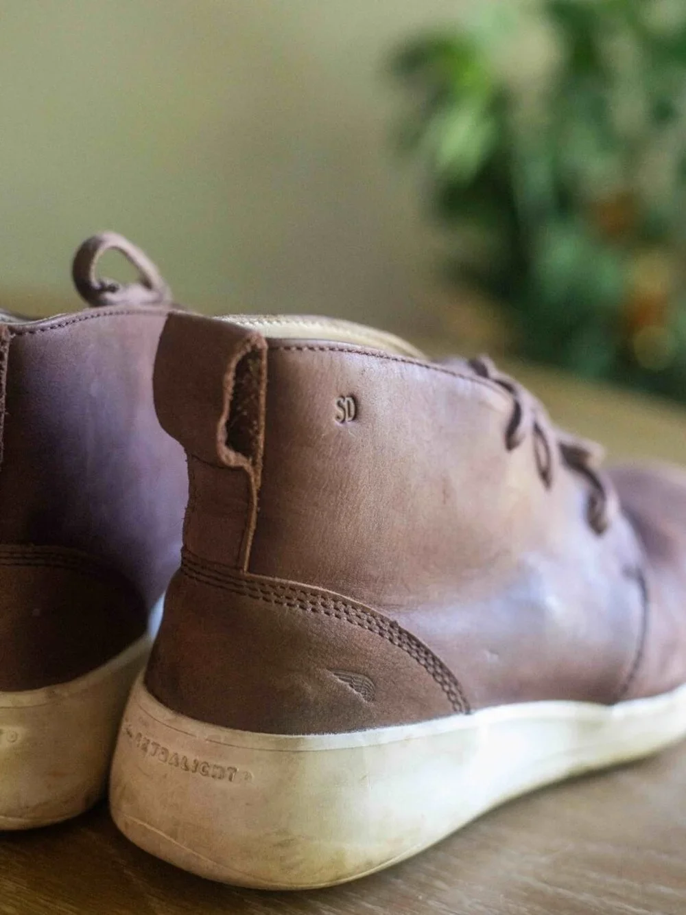 Red Wing 2035 Womens Brown Alumnium Toe Static Dissipative Lace Up Sneaker